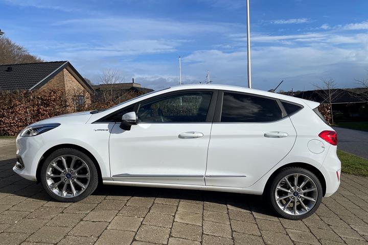 Hvid Ford Fiesta fra 2019