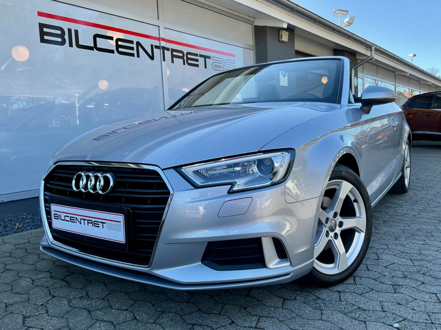 Grå Audi A3 fra 2019