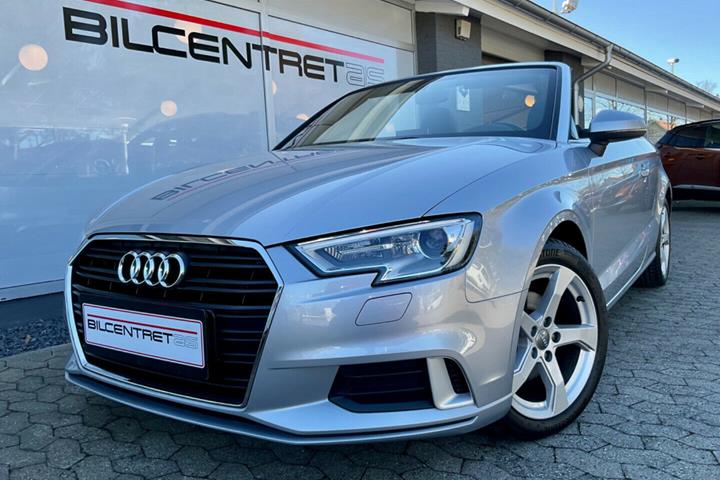 Grå Audi A3 fra 2019