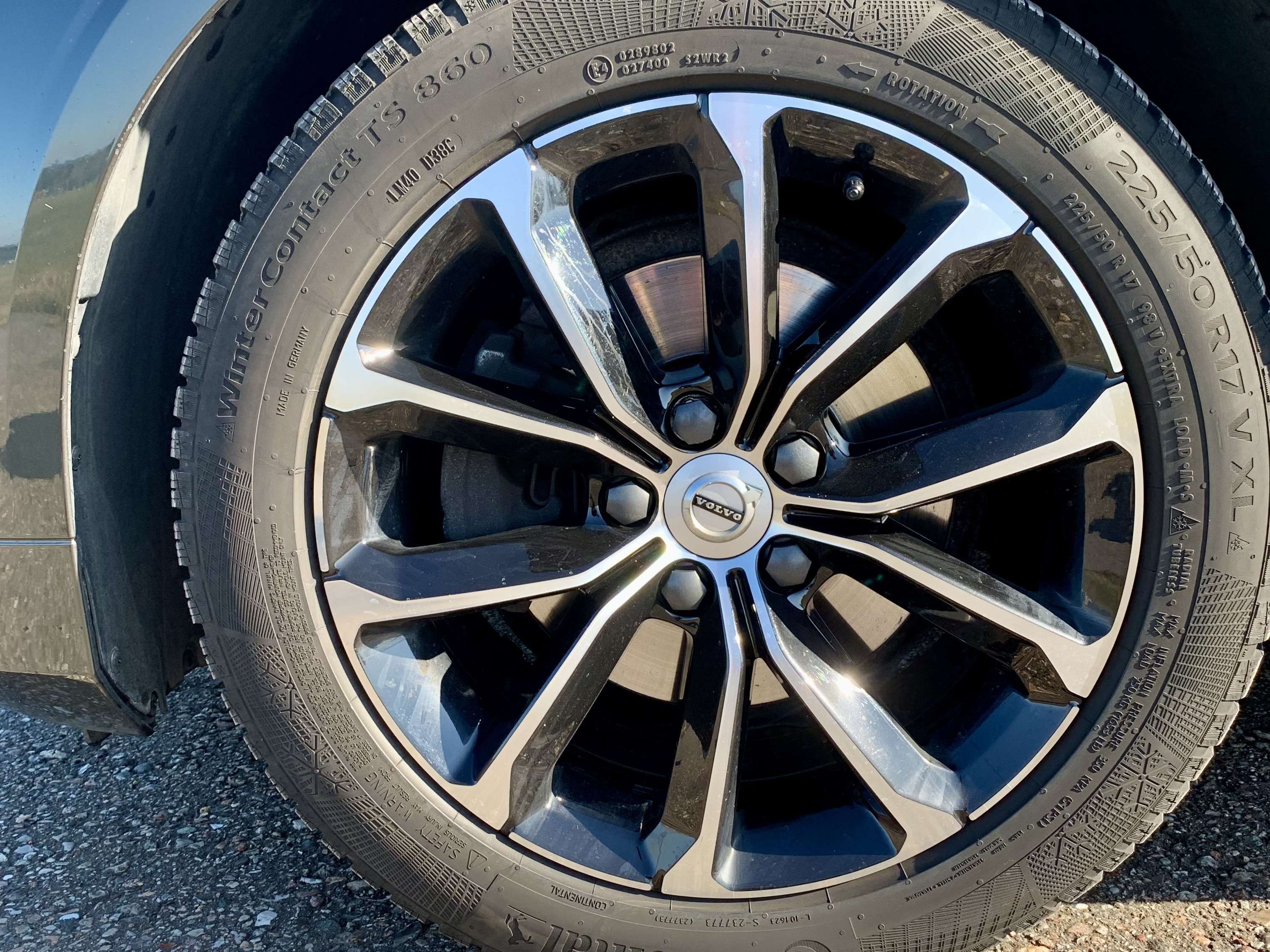 Grå Volvo V60 fra 2020