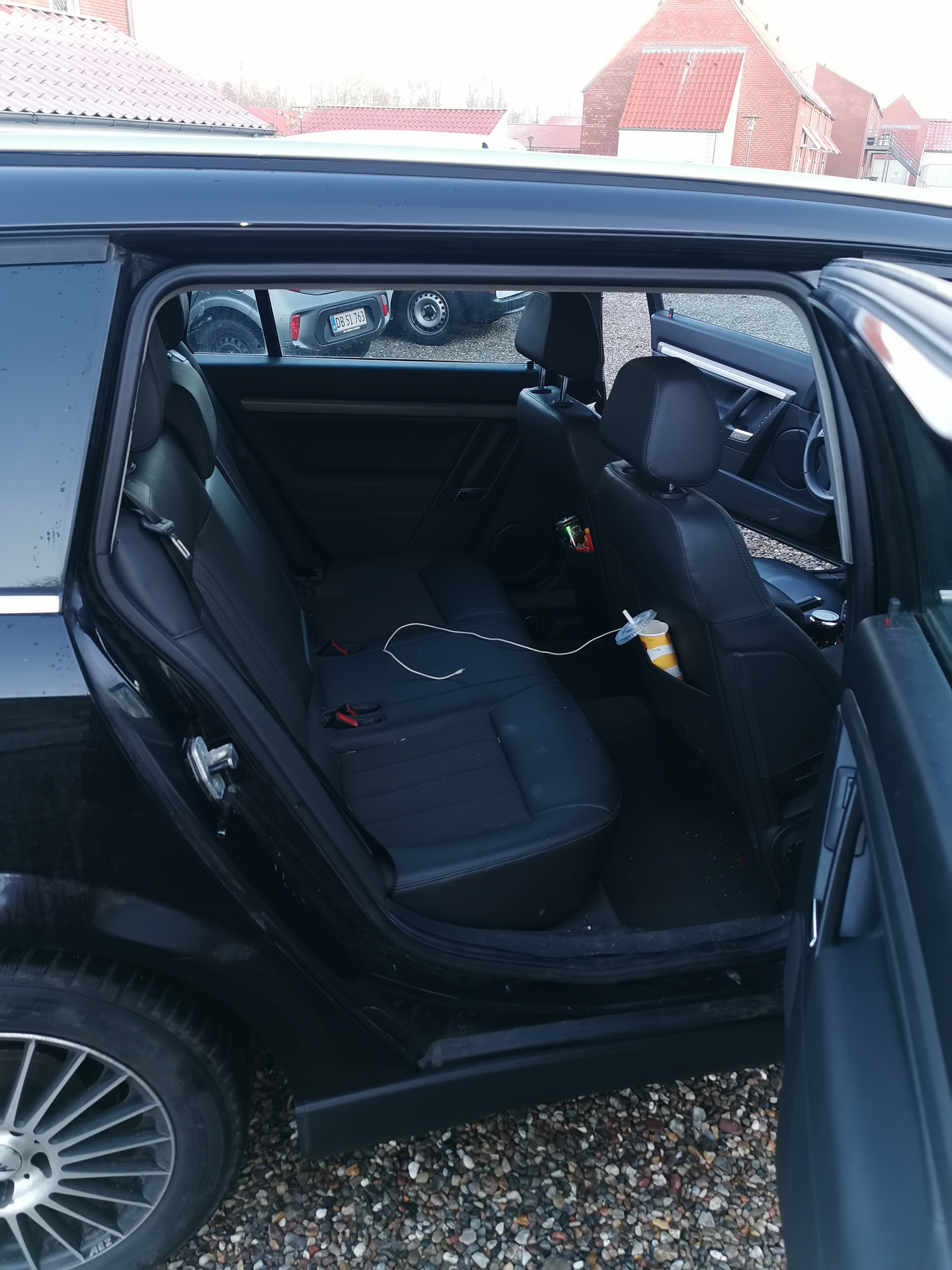 Sort Opel Vectra fra 2007