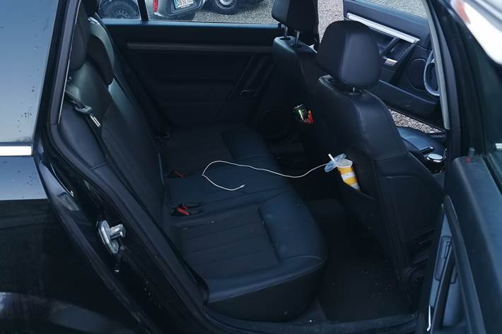 Sort Opel Vectra fra 2007