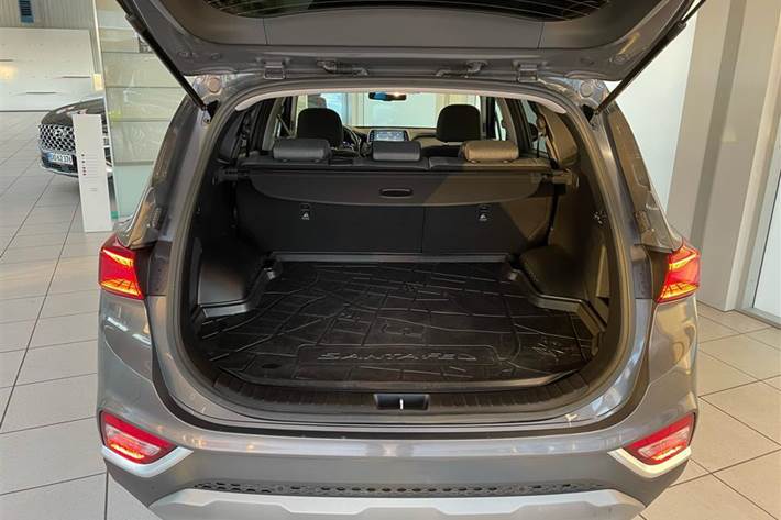 undefined Hyundai Santa Fe fra 2020