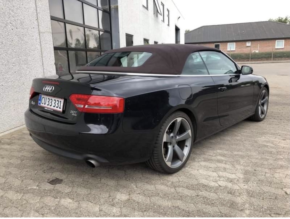 Sort Audi A5 fra 2010