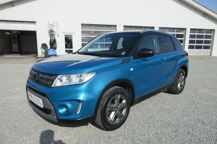 Blå Suzuki Vitara fra 2015