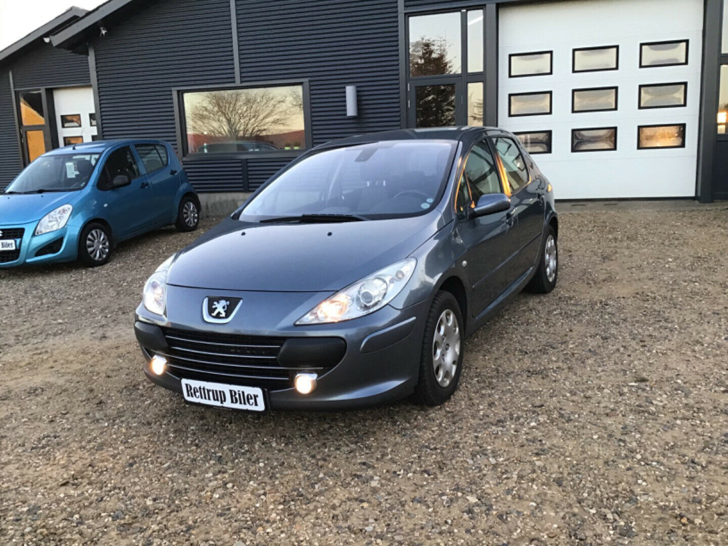 Blå Peugeot 307 fra 2007