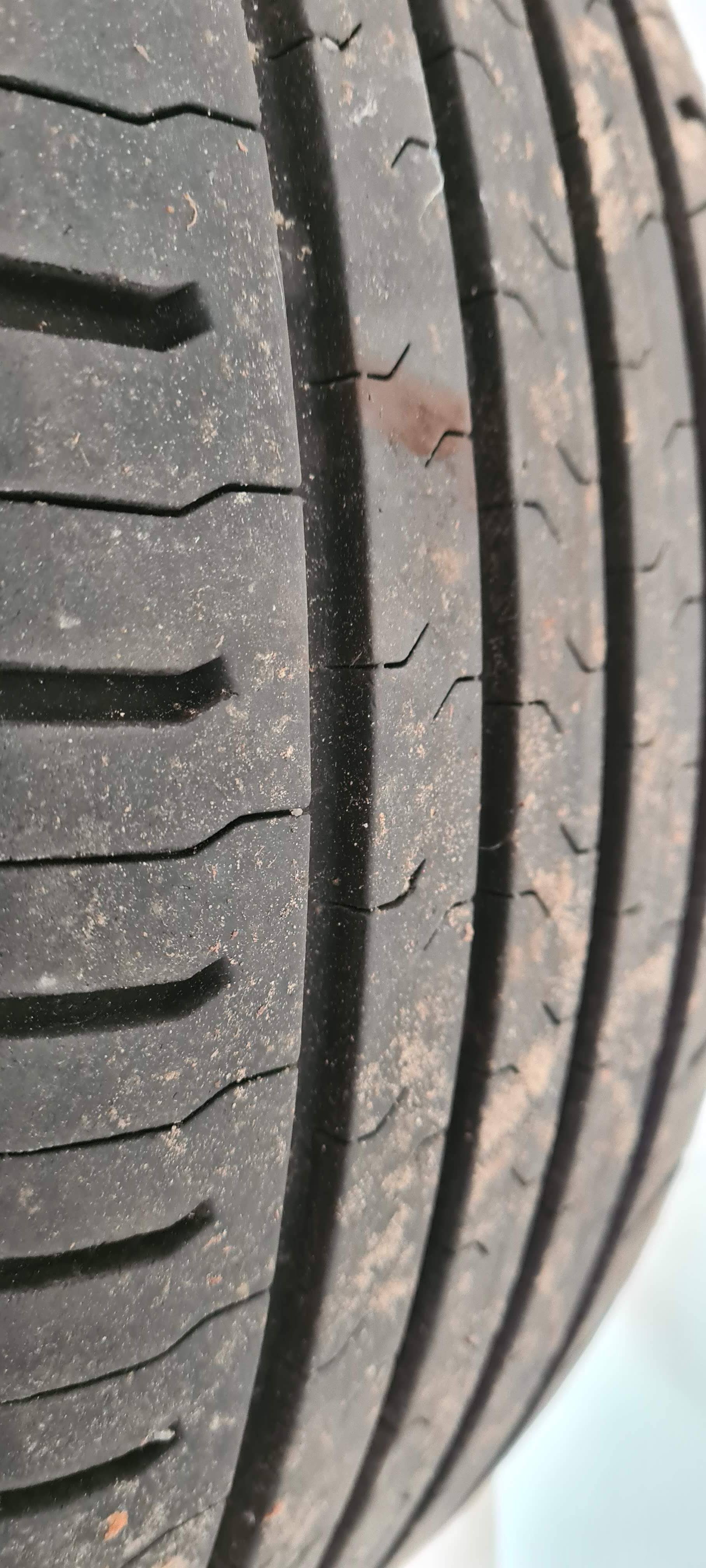 Grå Ford Focus fra 2010