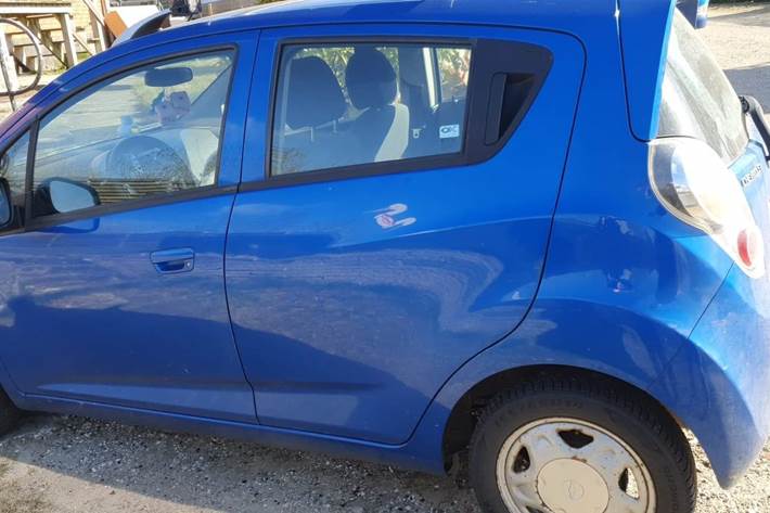 Blå Chevrolet Spark fra 2011