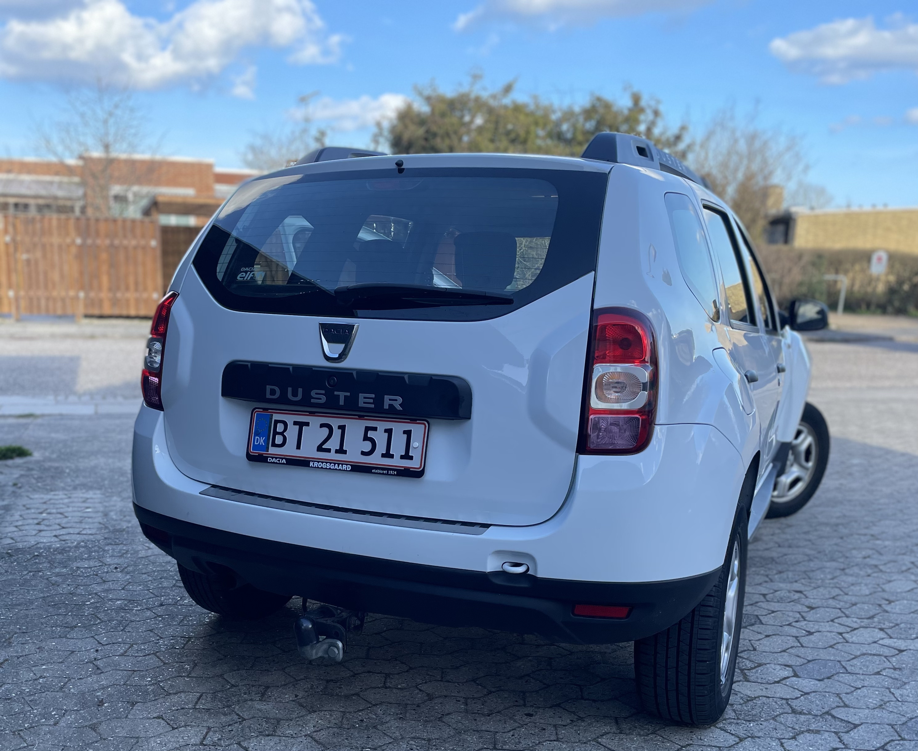 Hvid Dacia Duster fra 2017