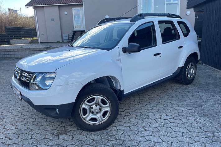 Hvid Dacia Duster fra 2017