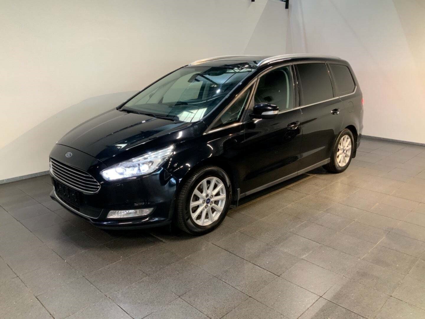 Guide til Ford Galaxy 2.0 TDCi Titanium (Årgang 07/2015 - 06/2018)