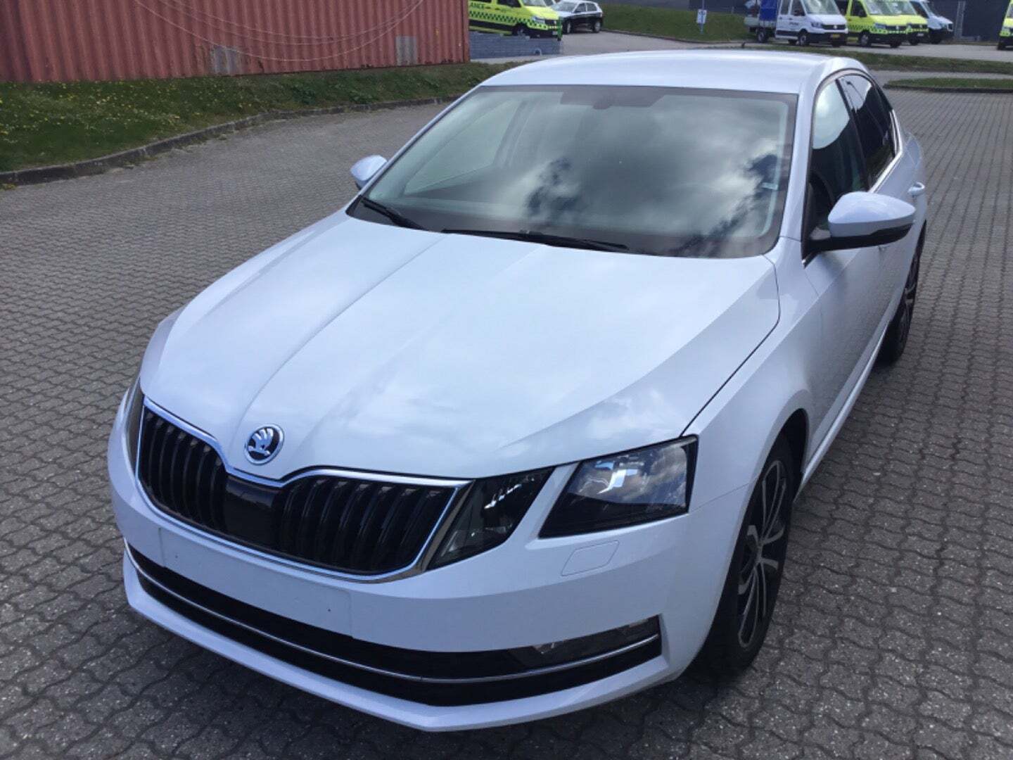 Hvid Skoda Octavia fra 2018
