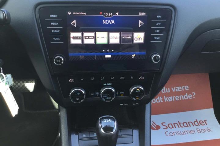 Hvid Skoda Octavia fra 2018