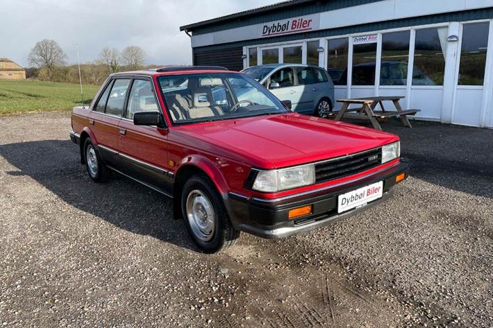 undefined Nissan Bluebird fra 1984