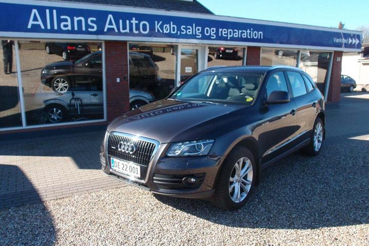 Grå Audi Q5 fra 2012