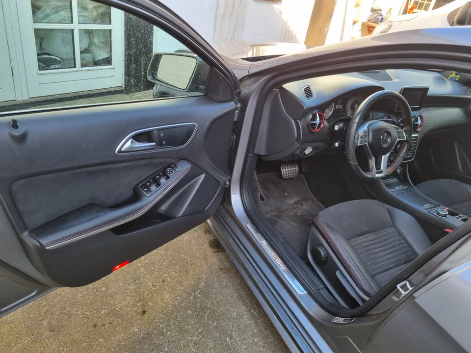 Brun Mercedes A250 fra 2013