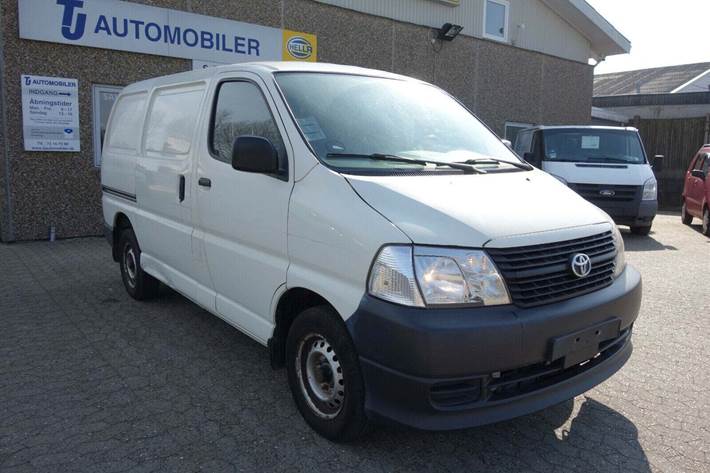Hvid Toyota HiAce fra 2007