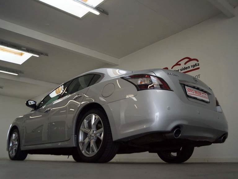 Nissan Maxima 3,5 V6 aut.