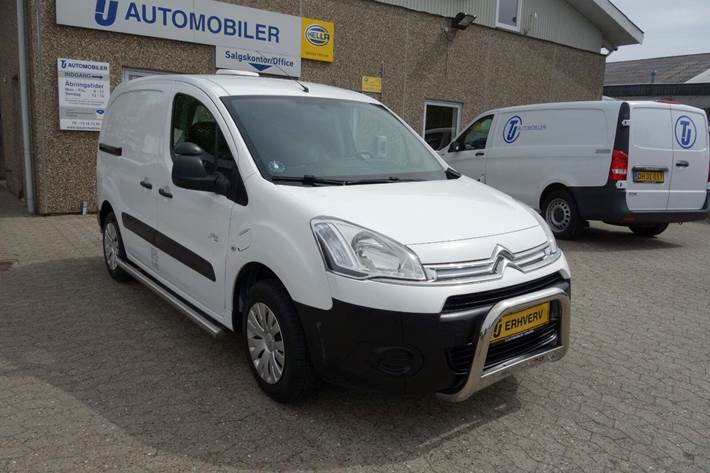 Hvid Citroën Berlingo fra 2014