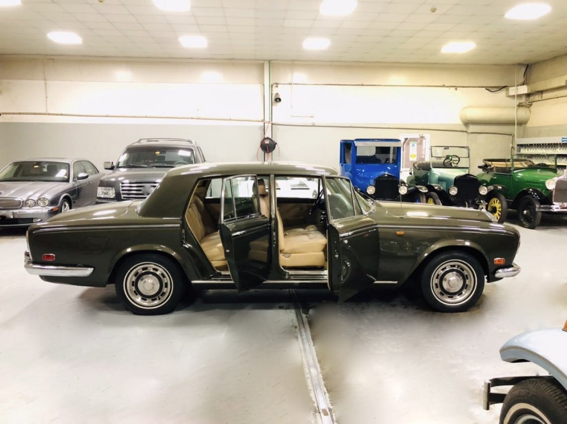 Grøn Rolls Royce Anden fra 1976