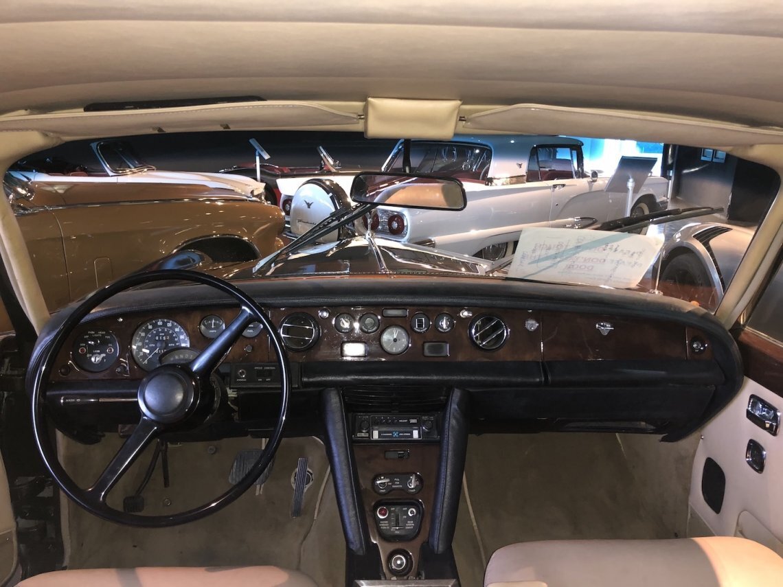 Grøn Rolls Royce Anden fra 1976