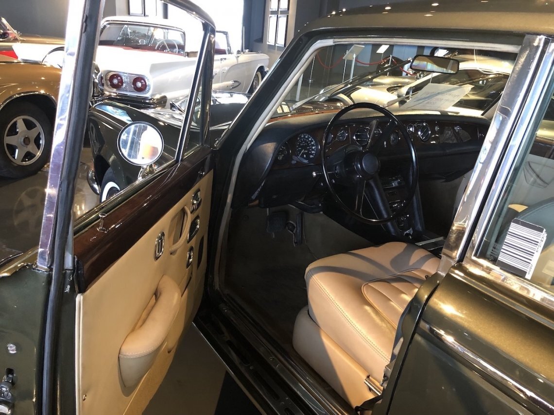 Grøn Rolls Royce Anden fra 1976