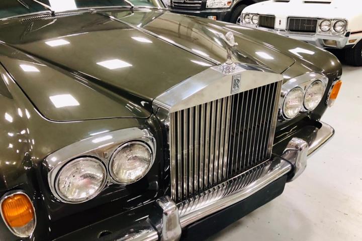 Grøn Rolls Royce Anden fra 1976