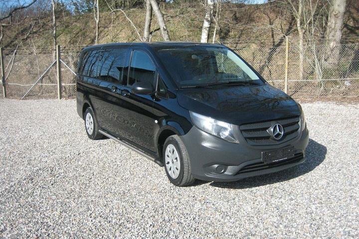 Sort Mercedes Vito 116 fra 2018