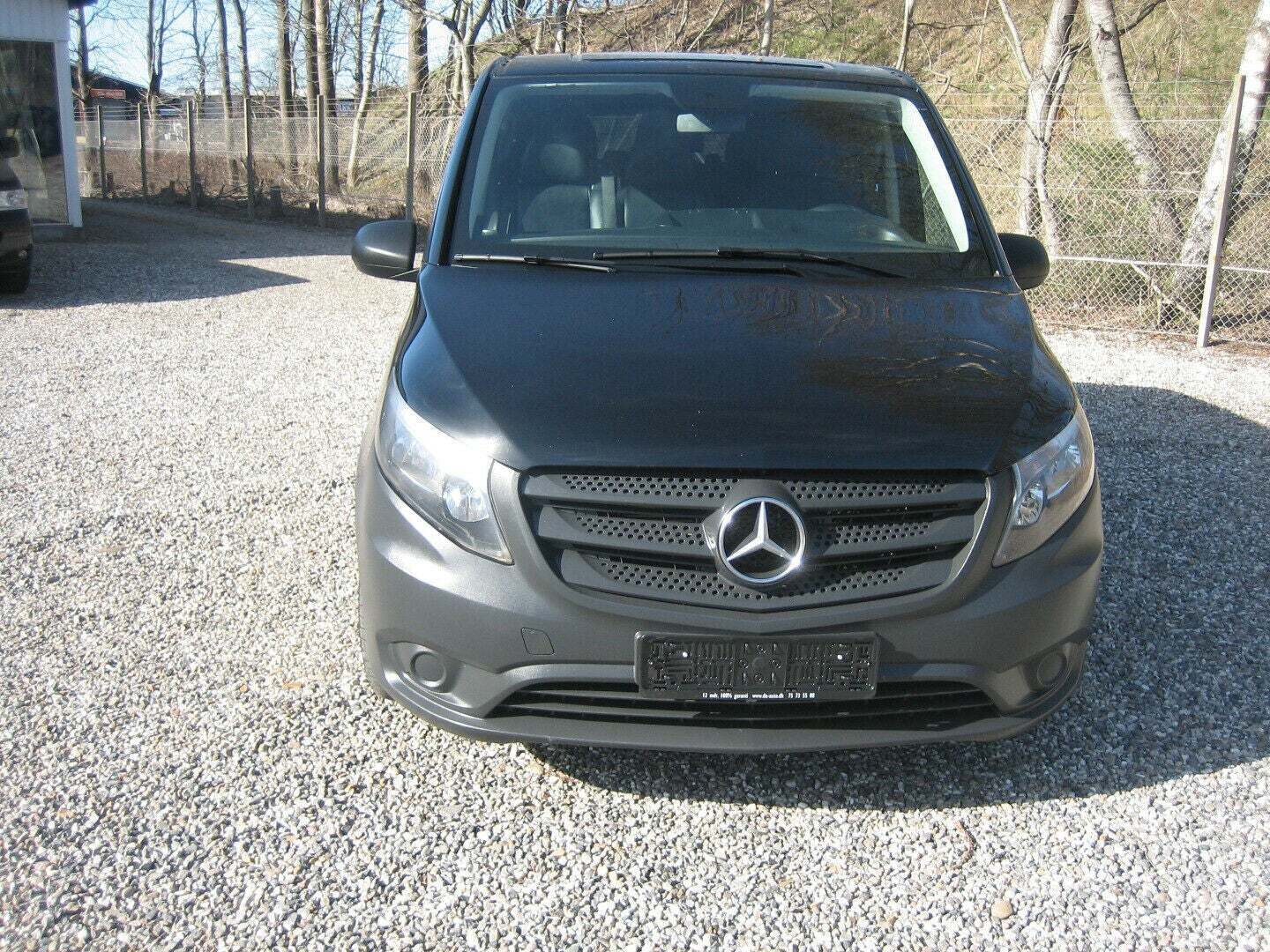 Sort Mercedes Vito 116 fra 2018