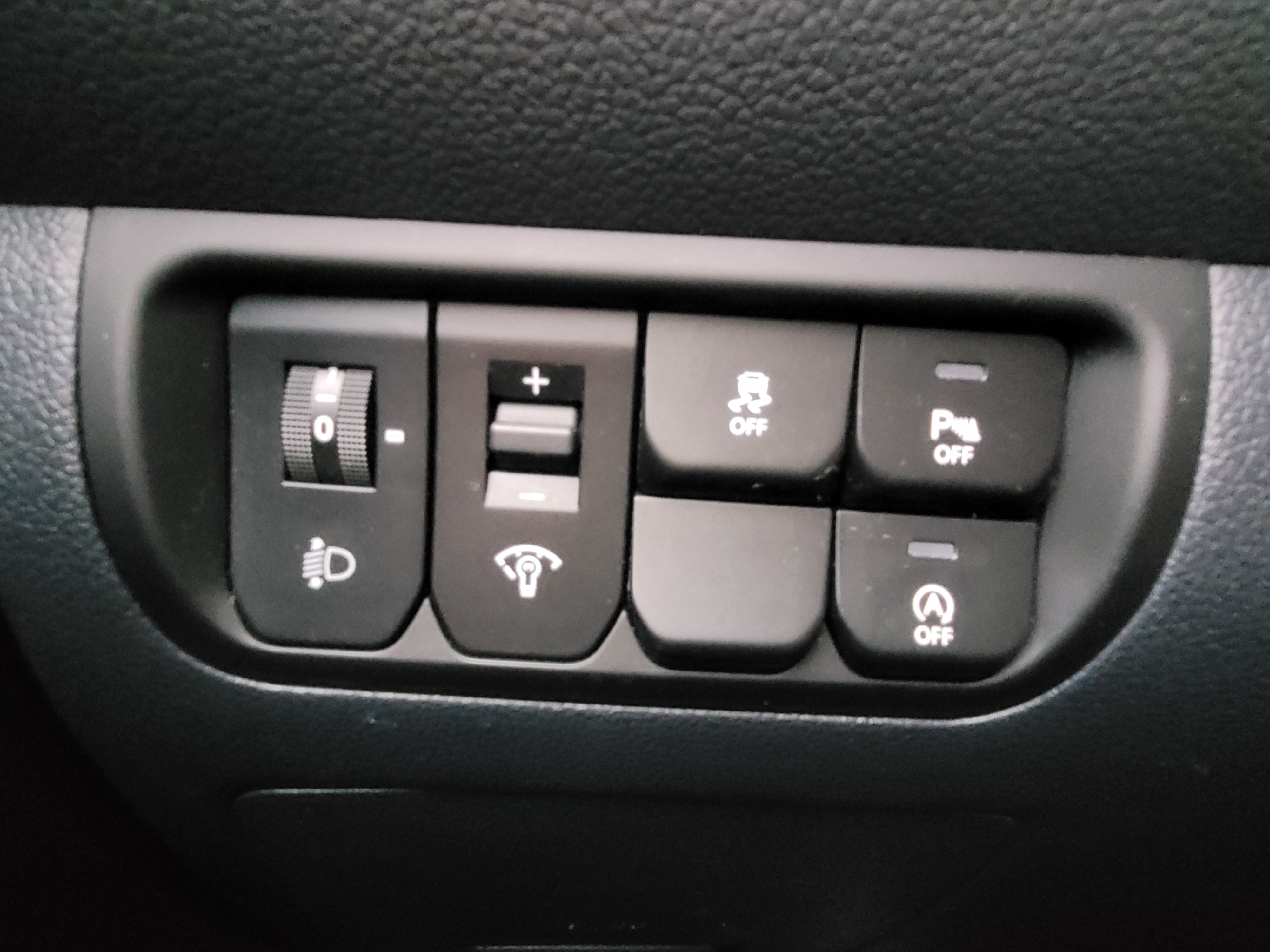 Rød Kia Rio fra 2015