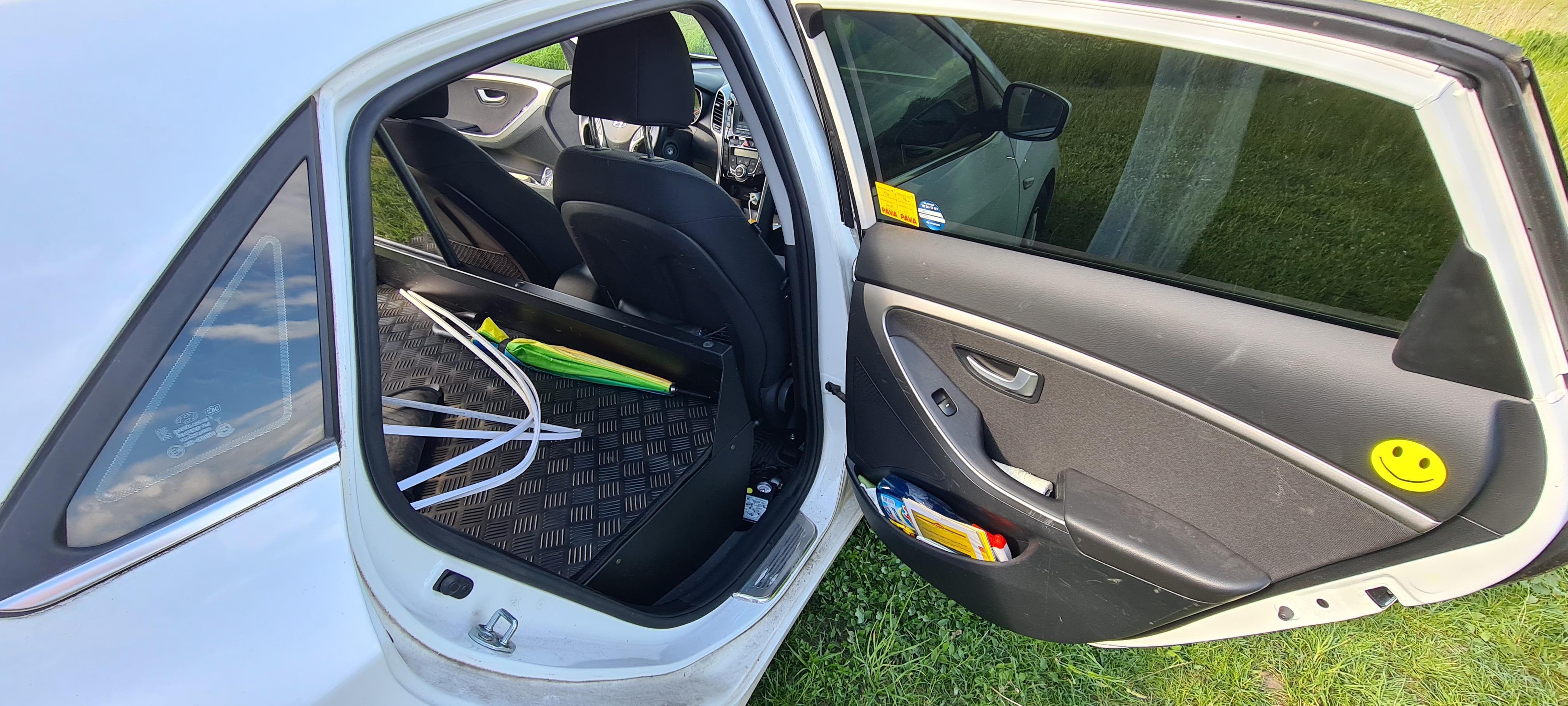 Hvid Hyundai i30 fra 2015