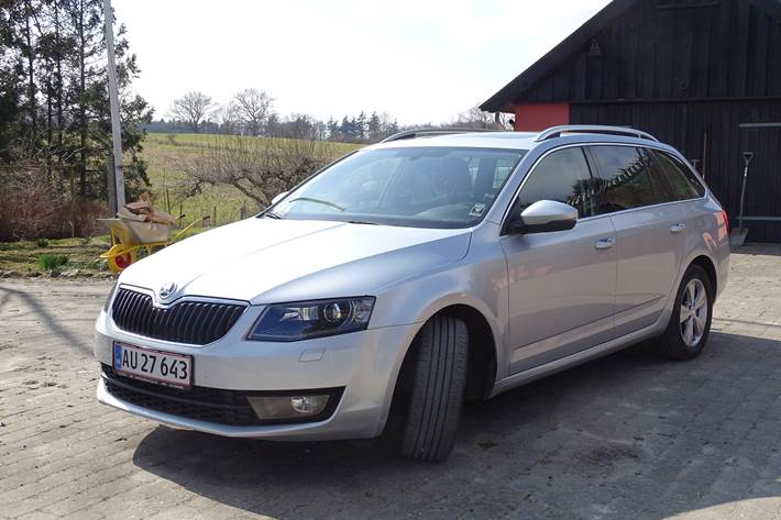 Sølv Skoda Octavia fra 2015