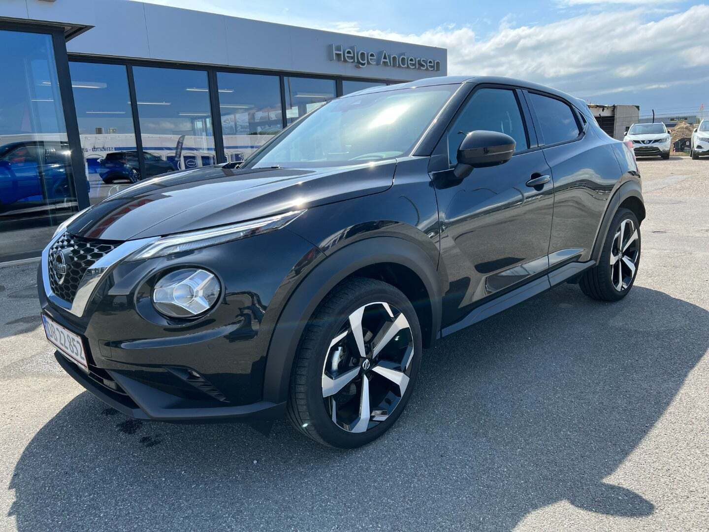 Grå Nissan Juke fra 2021