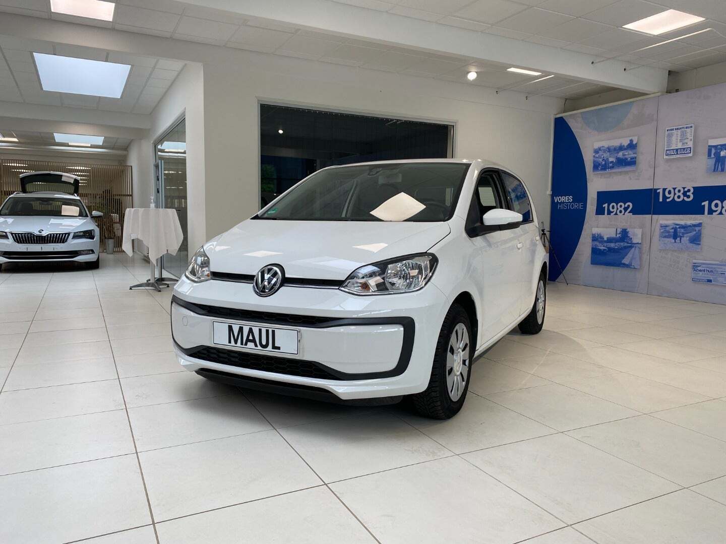Hvid VW UP! fra 2019