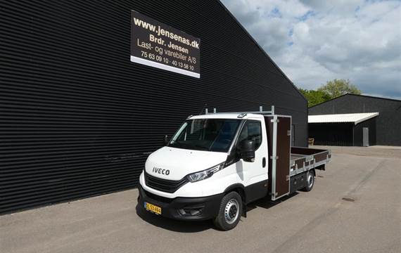 Iveco Daily 2,3 35S16H A8