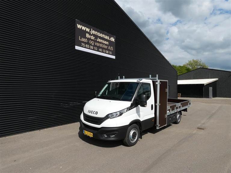Iveco Daily 2,3 35S16H A8