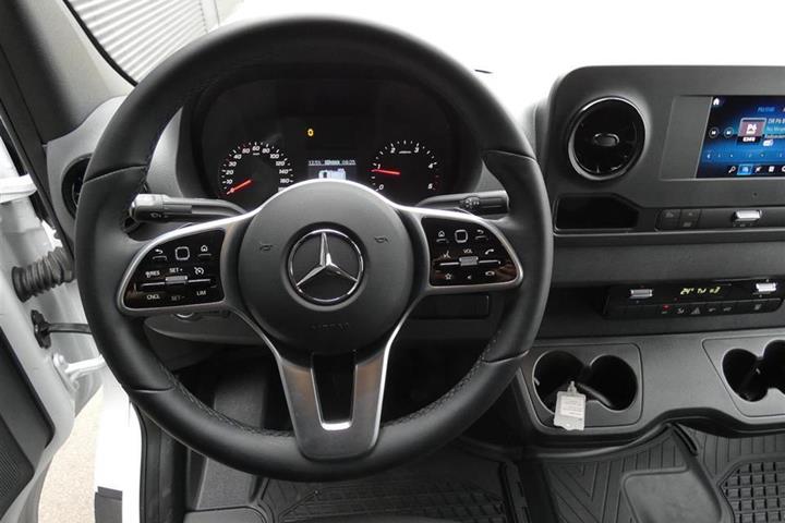 undefined Mercedes Sprinter fra 2021