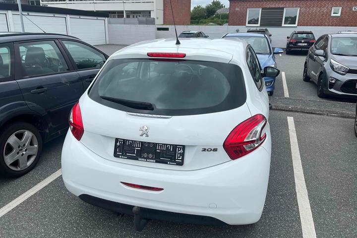 Hvid Peugeot 208 fra 2013