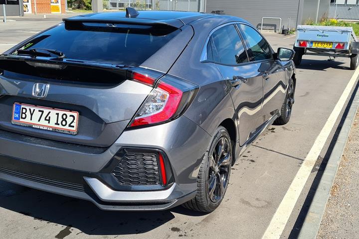 Grå Honda Civic fra 2018