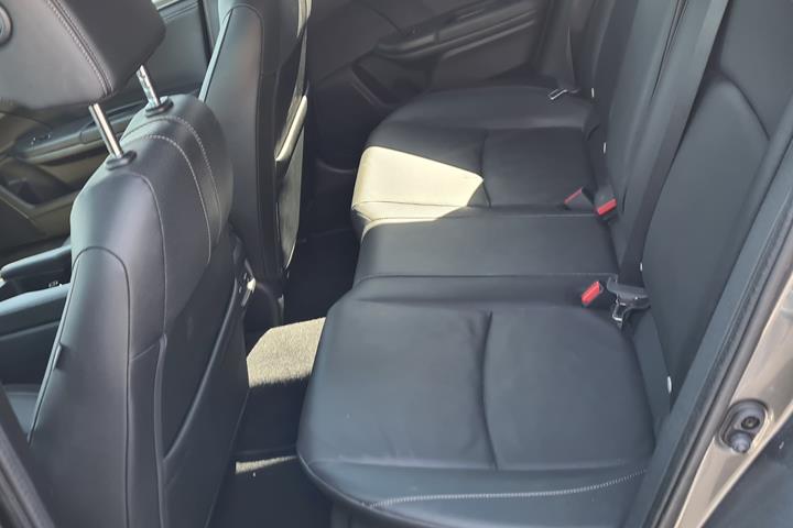 Grå Honda Civic fra 2018