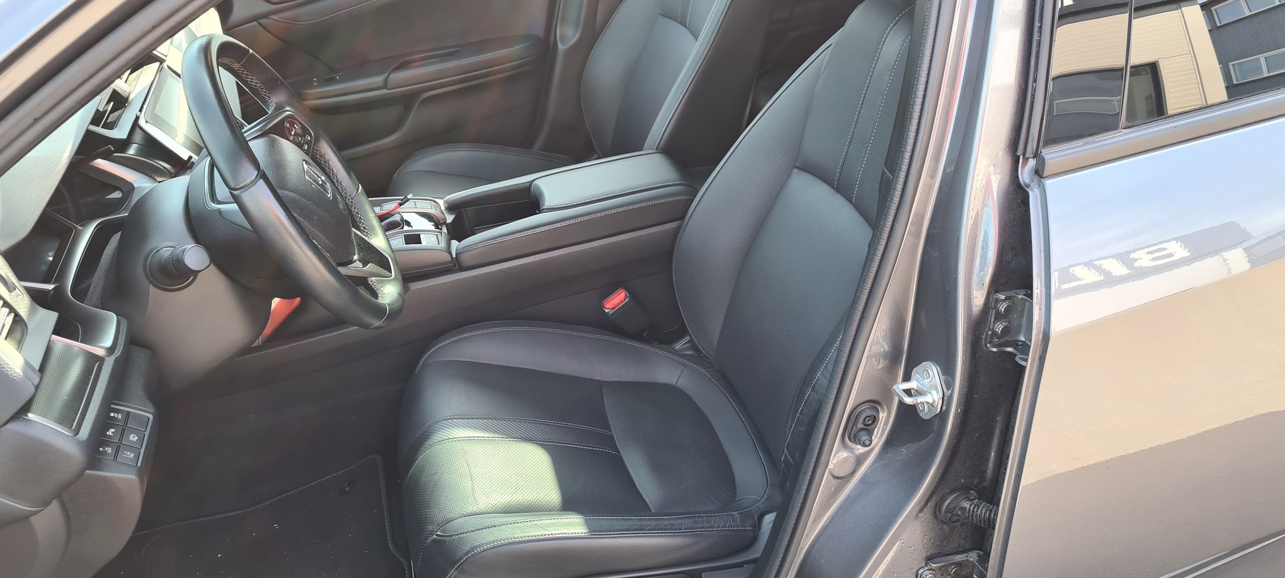 Grå Honda Civic fra 2018