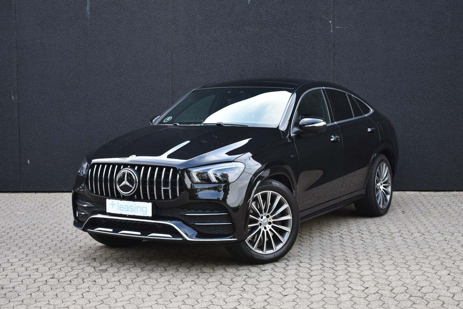 Grå Mercedes GLE350 de fra 2021