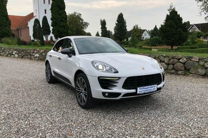 Grå Porsche Macan S fra 2015