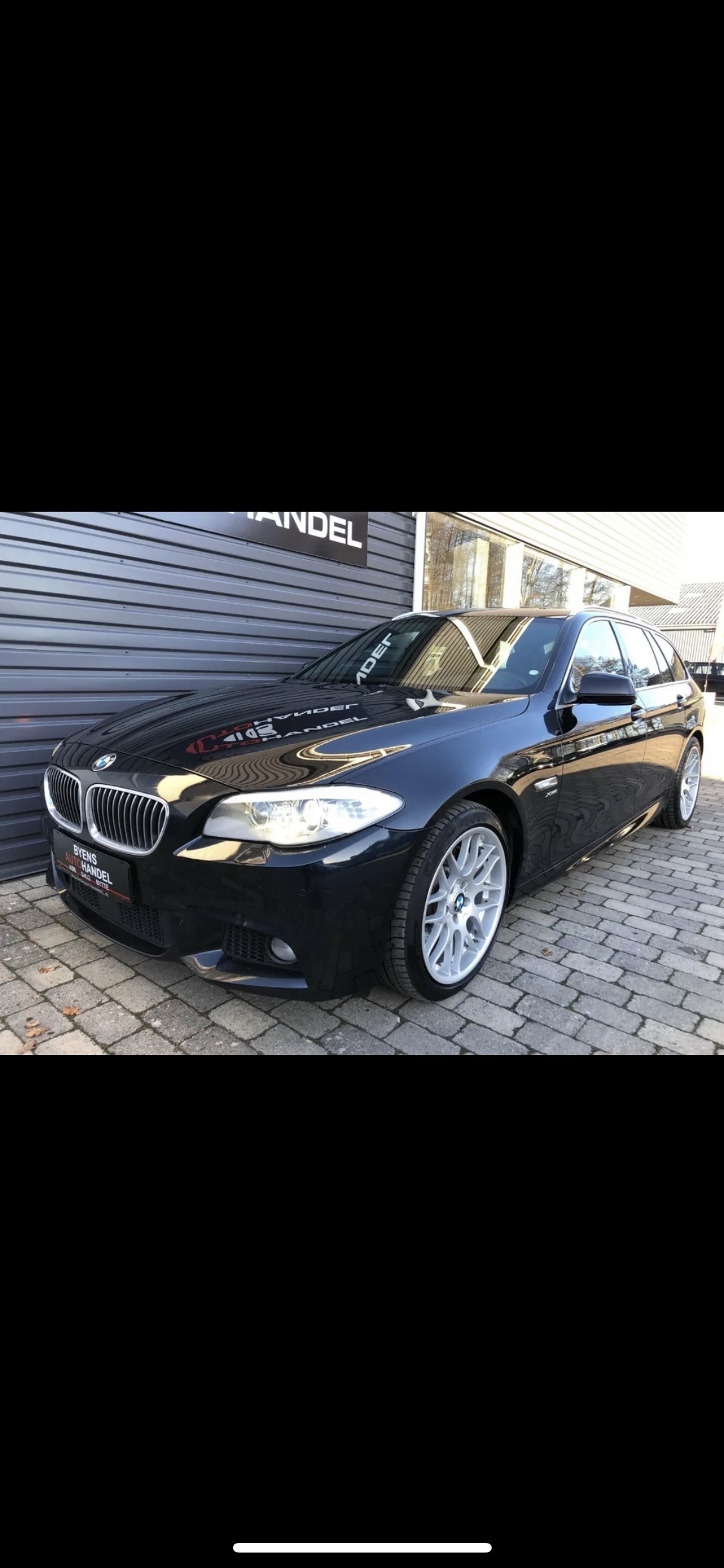 Blå BMW 530d fra 2012