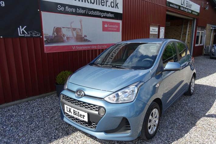 Blå Hyundai i10 fra 2017