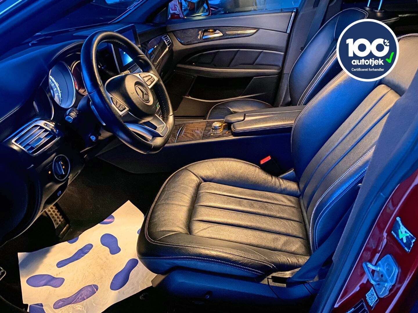 Sort Mercedes CLS350 d fra 2016 set indefra