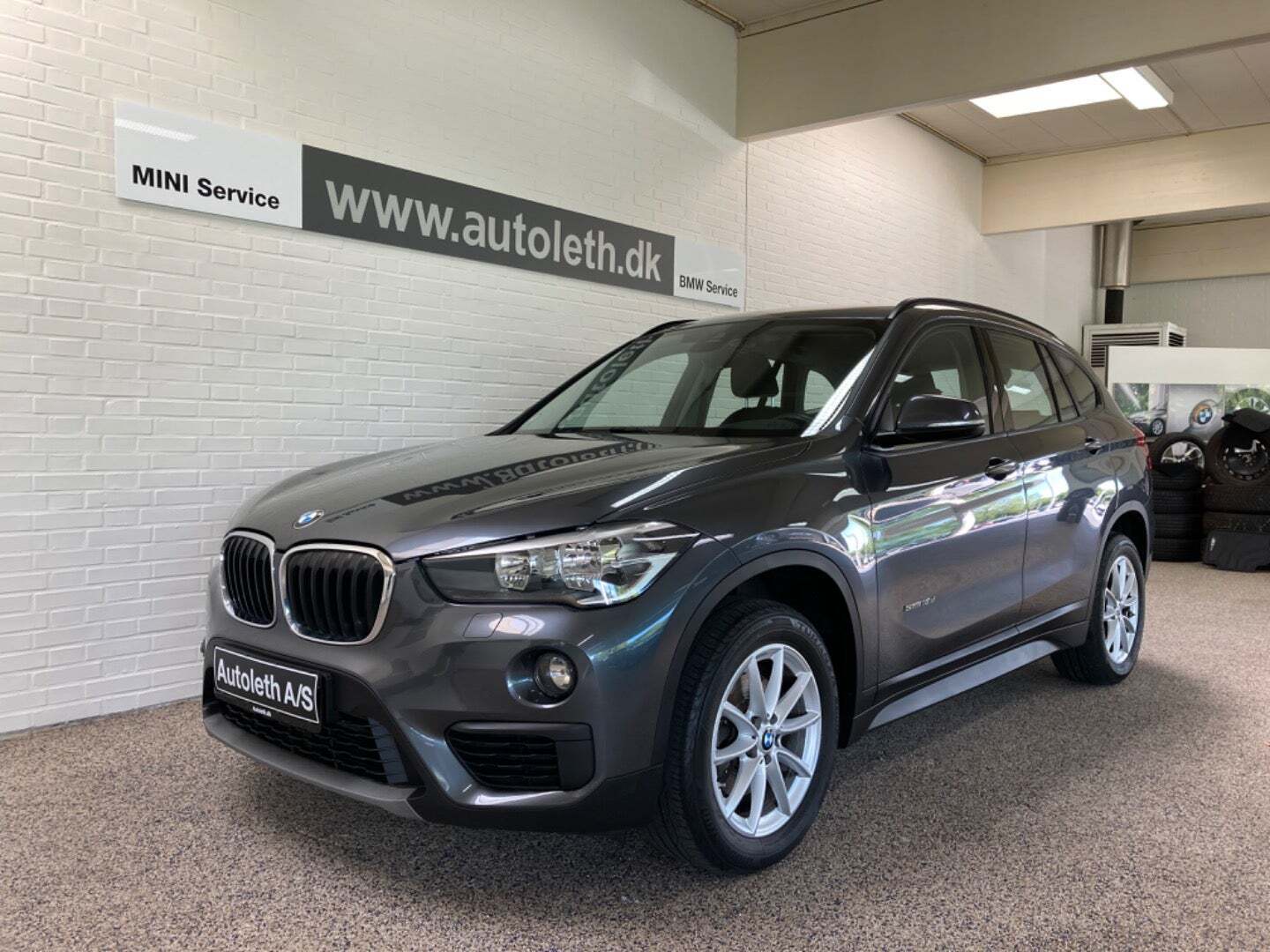 Guide til BMW X1 sDrive18d xLine Steptronic (Årgang 03/2018 - 05/2019)