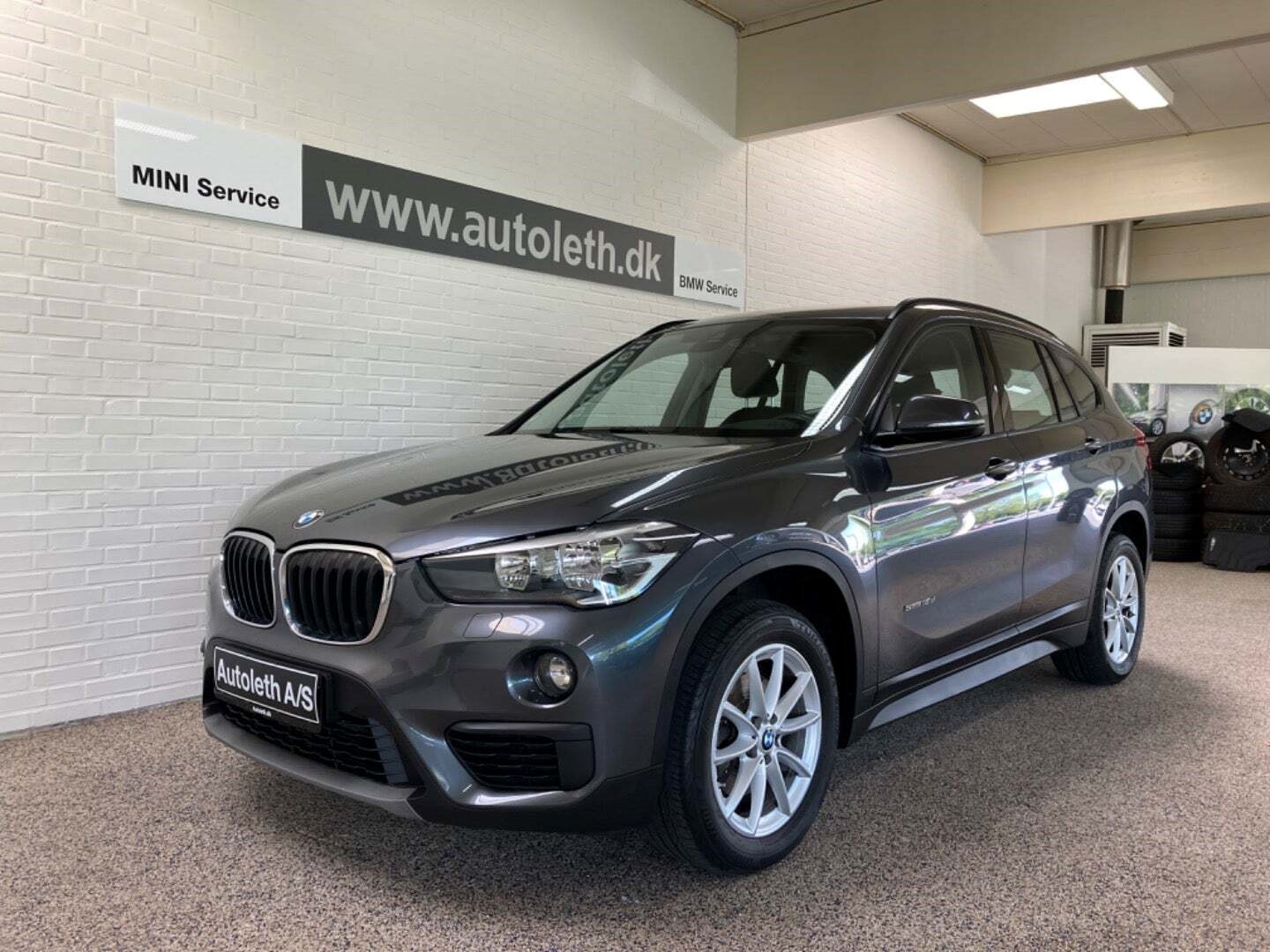 Guide til BMW X1 sDrive18d xLine Steptronic (Årgang 03/2018 - 05/2019)