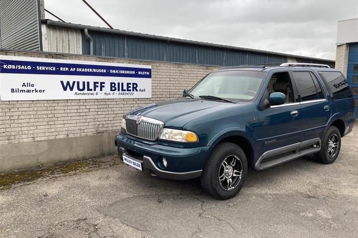 Grøn Lincoln Navigator fra 1998