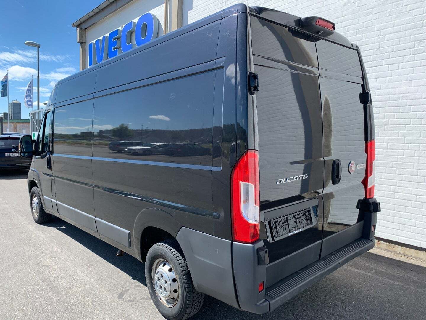 Sort Fiat Ducato 33 fra 2018 set udefra